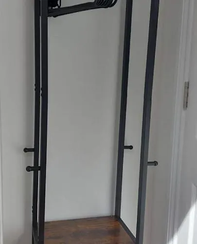 The Bs Hive, Modern, Stylish, 2 Bedroom House, In Centre * הרוגייט
